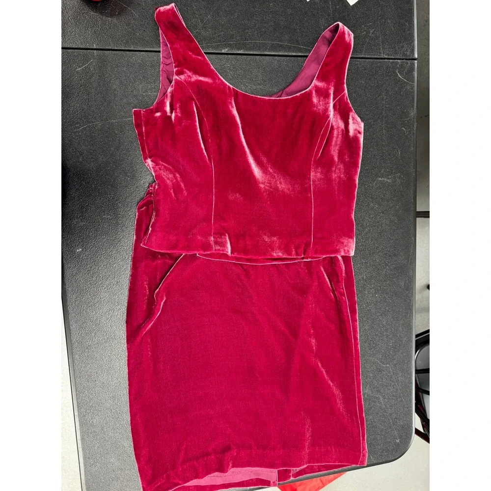 Vintage Albert Nipon Dark Raspberry Velvet 2-Piece Tank & Pencil Skirt Set Sz 8